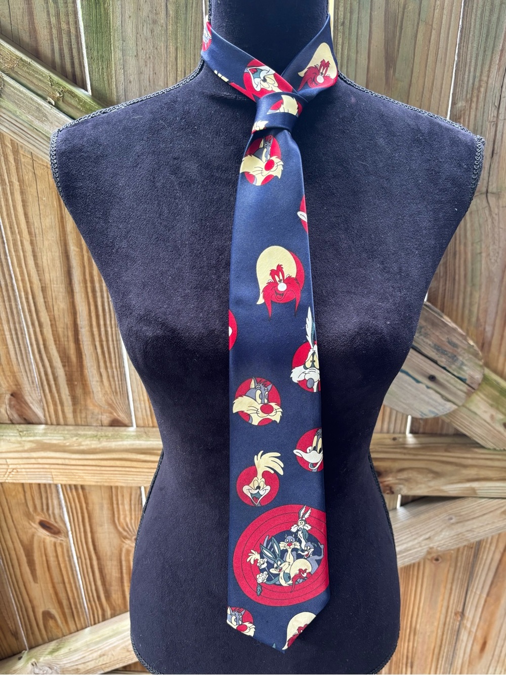Vintage Mercedes Navy Silk Looney Tunes Cartoons Tie Size 57”L